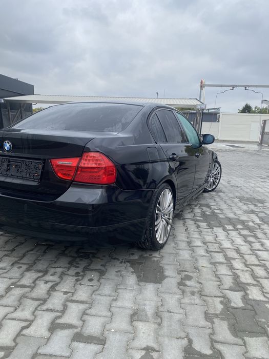 BMW Seria 3 E90 Facelift LCI - 318D 2.0 143CP - Manual