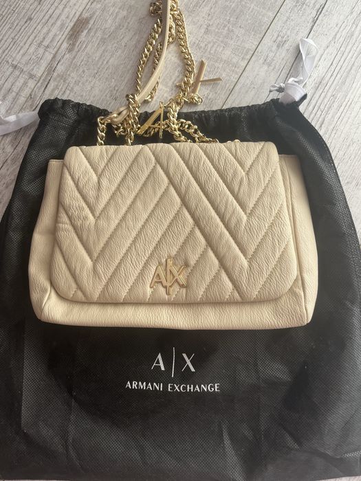 Дамска чанта Armani Exchange с професионална торбичка
