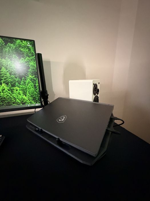 Лаптоп MSI Thin 15 - 32GB RAM, 1.3 TB