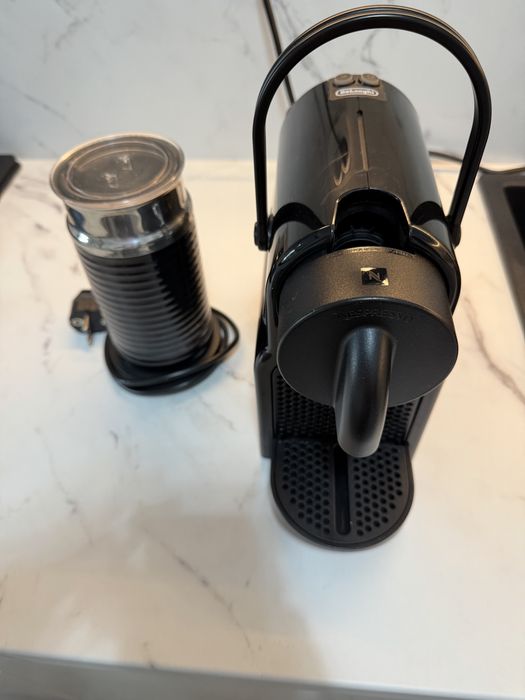 Nespresso Inissia & Aerocciono 3