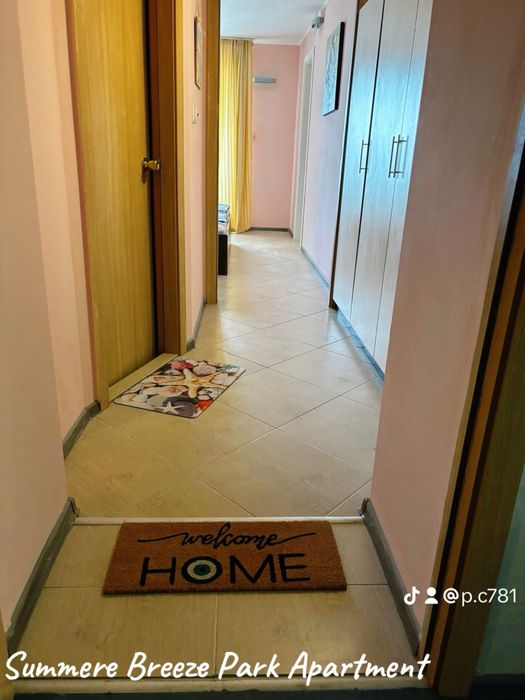 Дава се под наем Двустаен апартамент в к.к. Златни пясъци - 40 кв.м за 331.5 € - Снимка #1