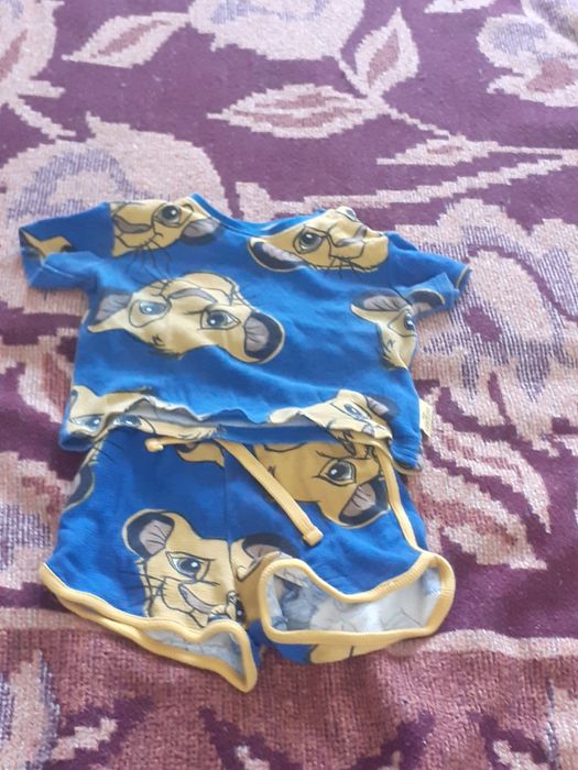 Летен комплект носен е за кратко