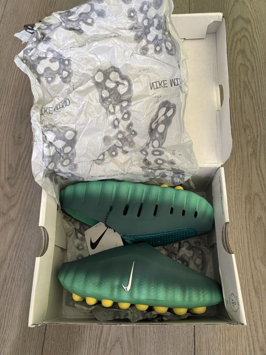 Nike mind slide