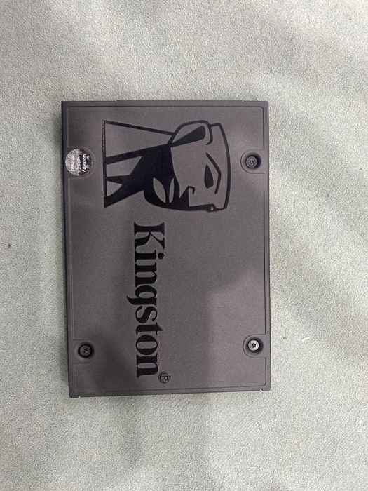 SSD Kingston SA400S37 240 ГБ