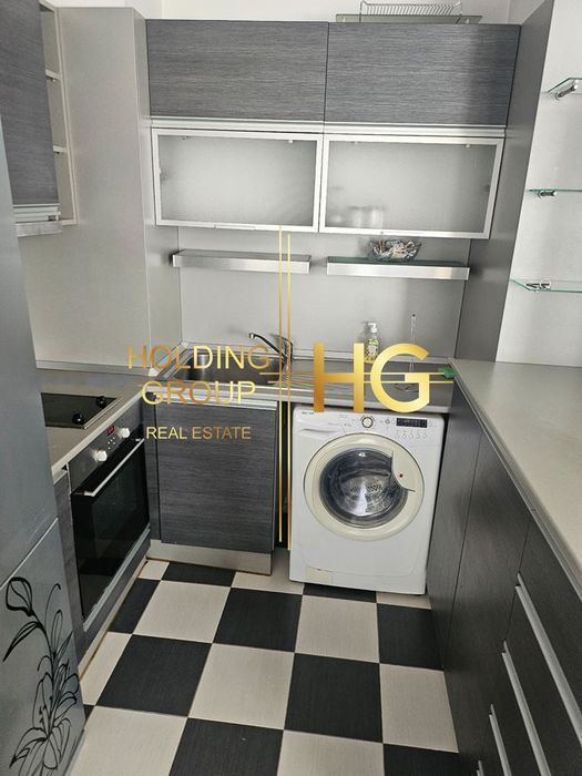 Продава се Тристаен апартамент в Варна, Цветен квартал - 87 кв.м за 2138 €/кв.м - Снимка #2