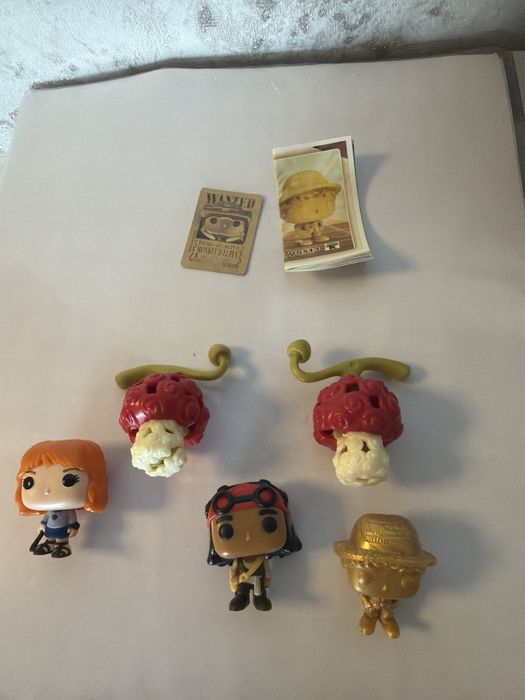 Продажа фигурок one piece kinder joy