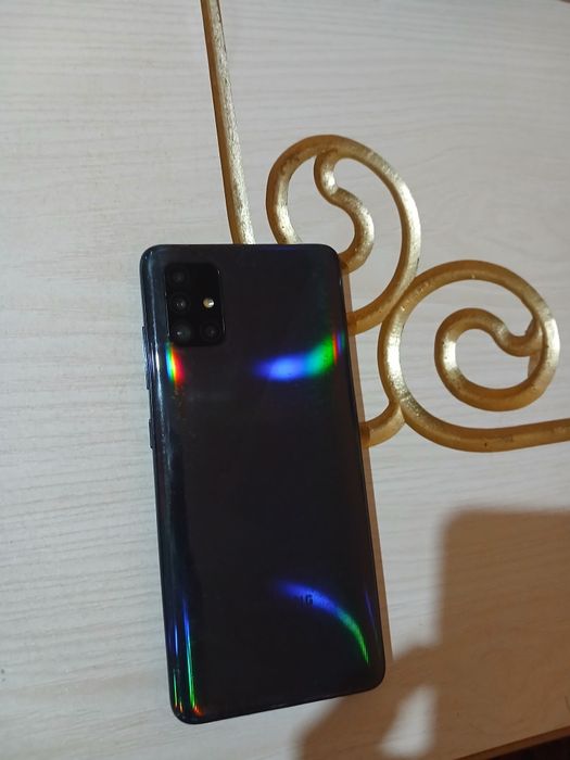 Samsung galaxy A51 sotiladi