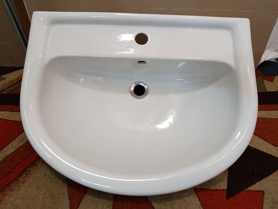 Продавам обзавеждане за баня