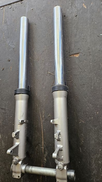 Piese gsx r 600 K1 k2 k3