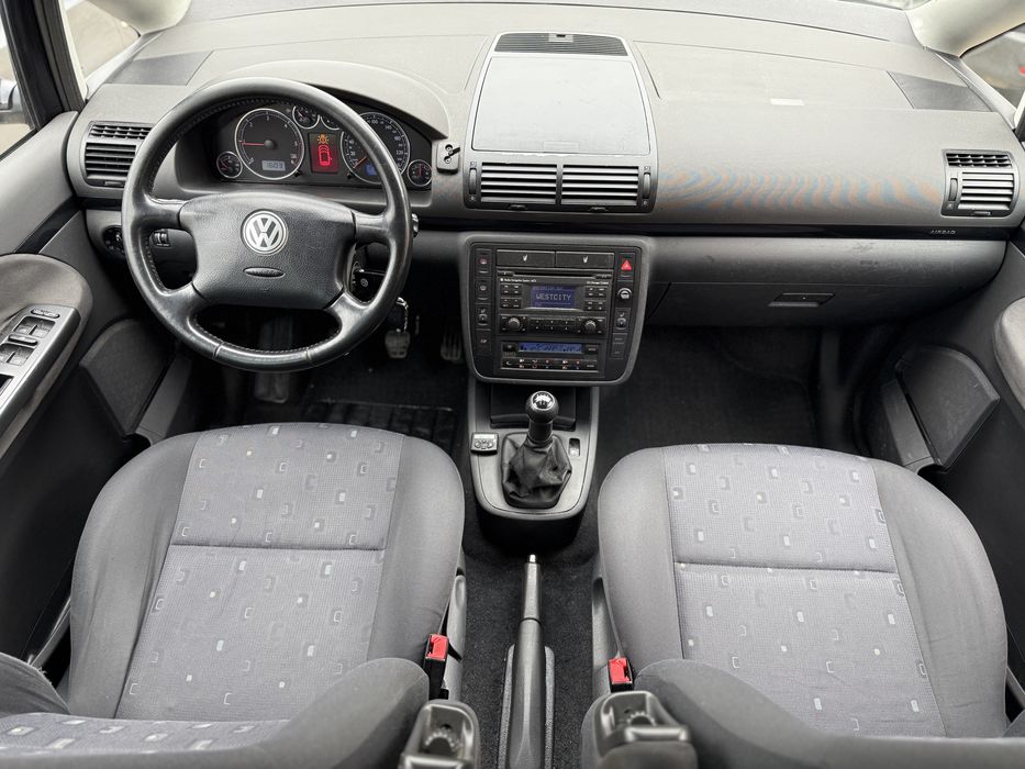VW Sharan 2.0TDI fab.2008 * EURO 4 * 7 LOCURI *ADUS AZI * IMPECABIL