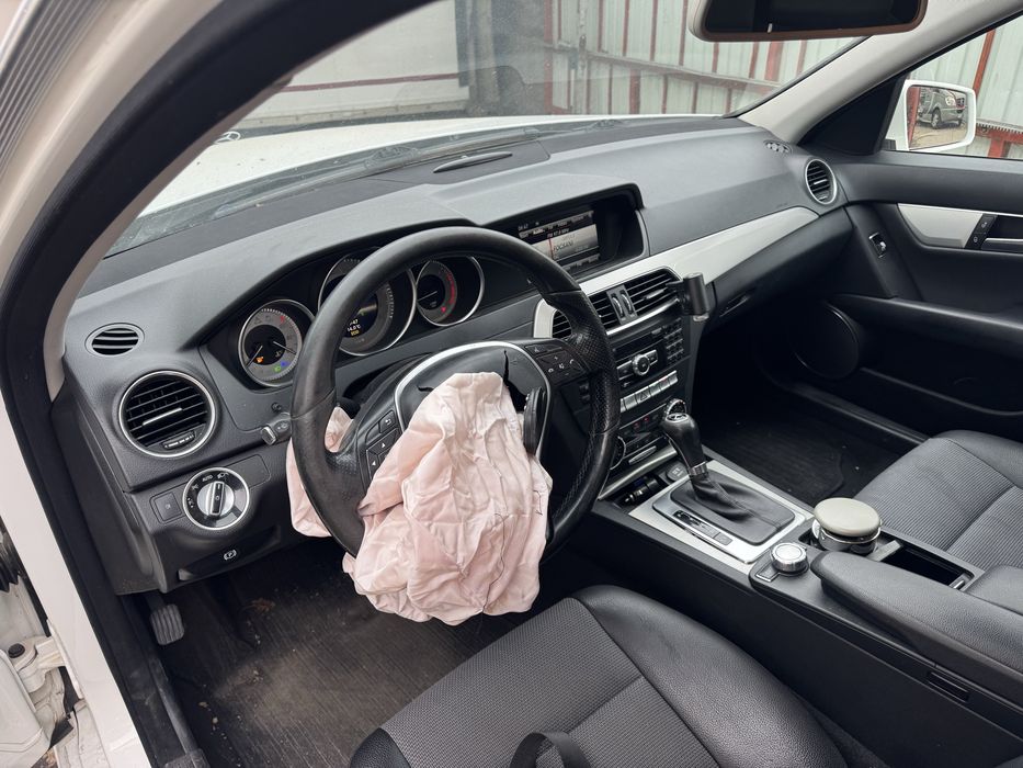 MERCEDES-BENZ C-Class 2013 — imagine 5