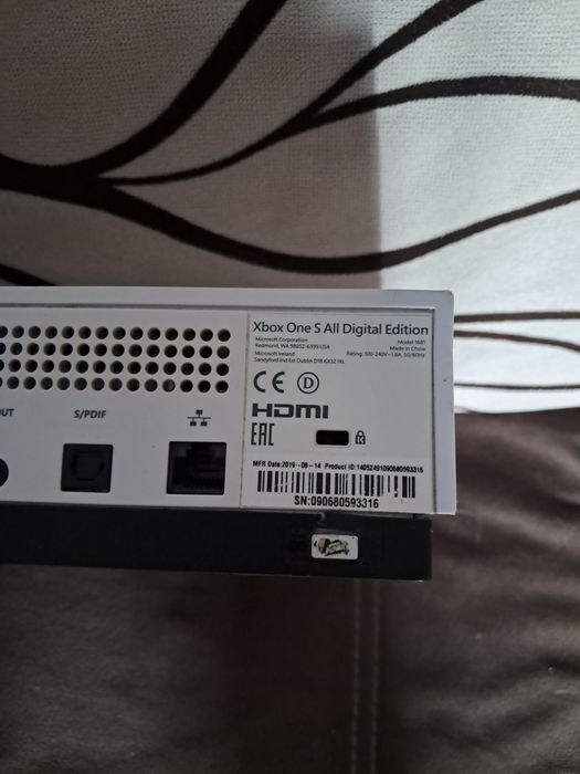 Xbox one S slim digital  1 Tera
