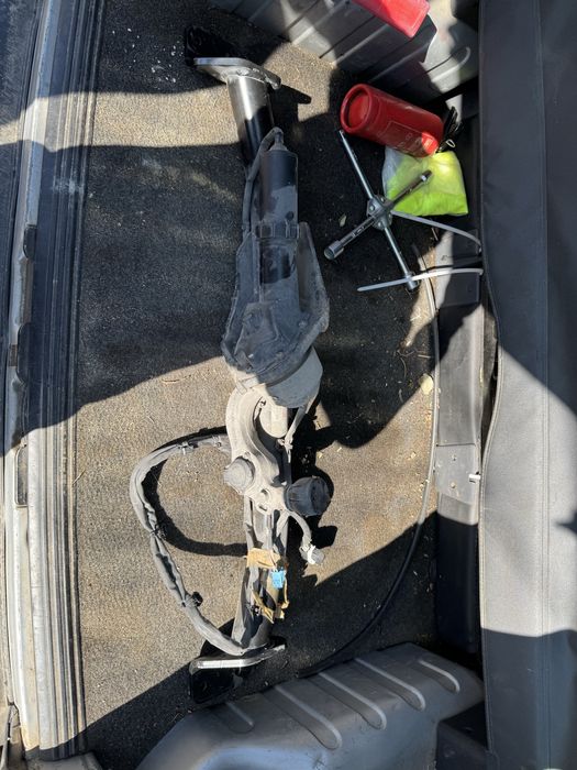 Теглич за Mercedes CLS 2019 година