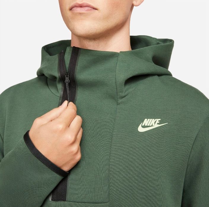 Nike Tech Fleece 1/2 Zip Hoodie S-M