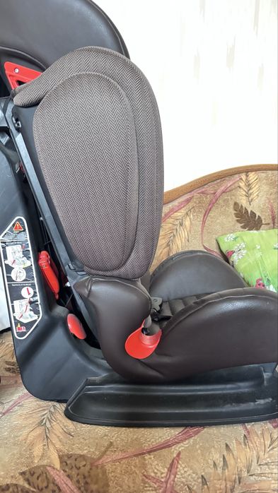 Автокресло с 9 мес до 12 лет