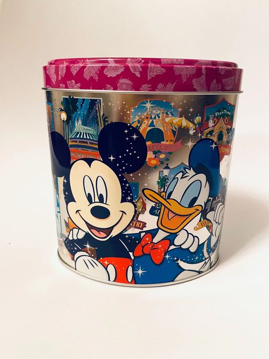 Жестяная банка Микки Маус и Дональд Дак