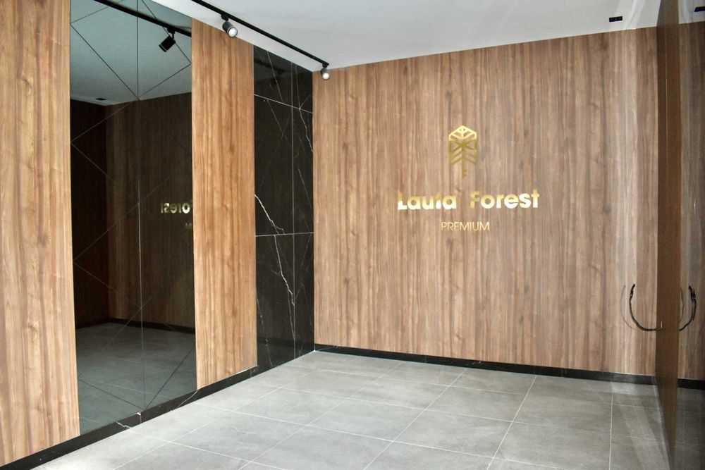 Продава се Тристаен апартамент в Пловдив, Каменица 2 - 113 кв.м за 1655 €/кв.м - Снимка #1