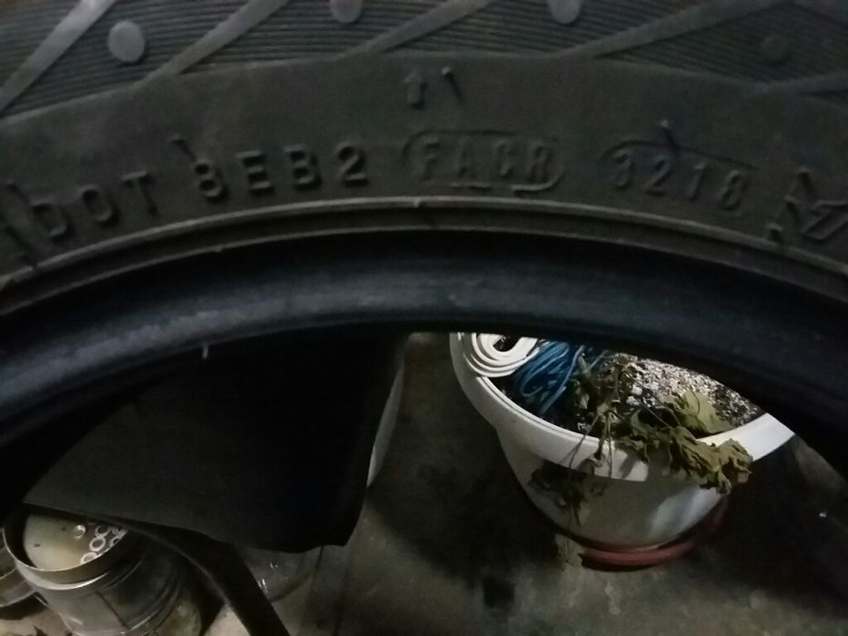 Гуми зимни 175/65R15 84T