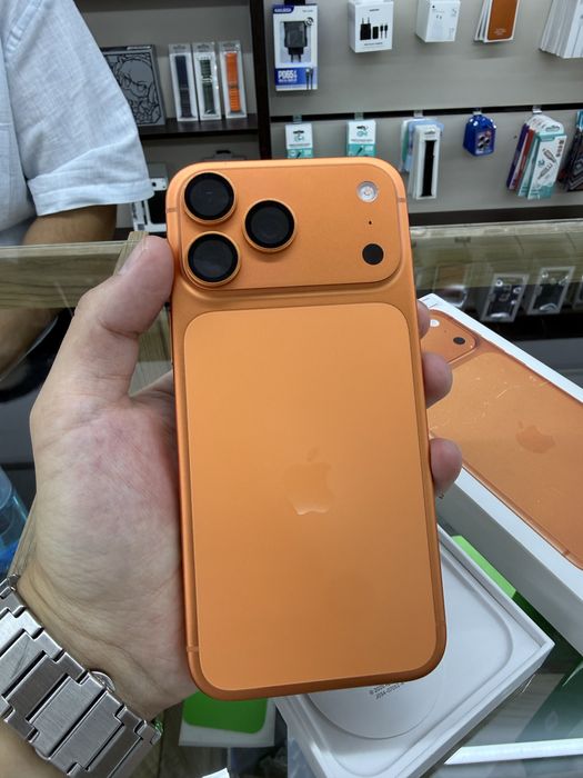 Iphone 17 pro max 256gb orange