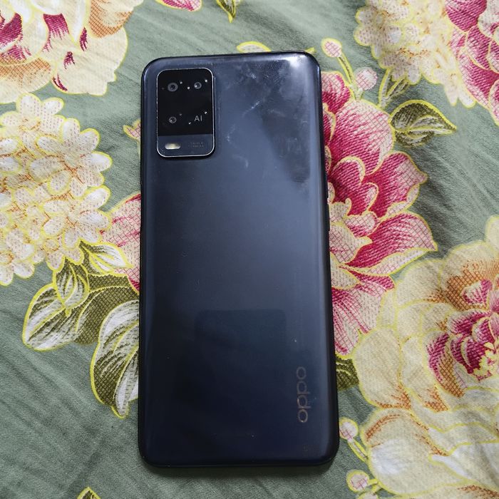 Продам oppo a54 на запчасти