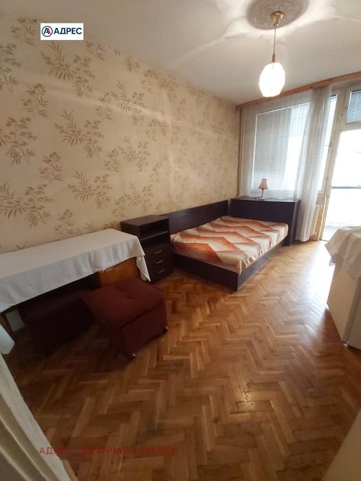 Продава се Двустаен апартамент в Плевен, 9-ти квартал - 56 кв.м за 865 €/кв.м - Снимка #2