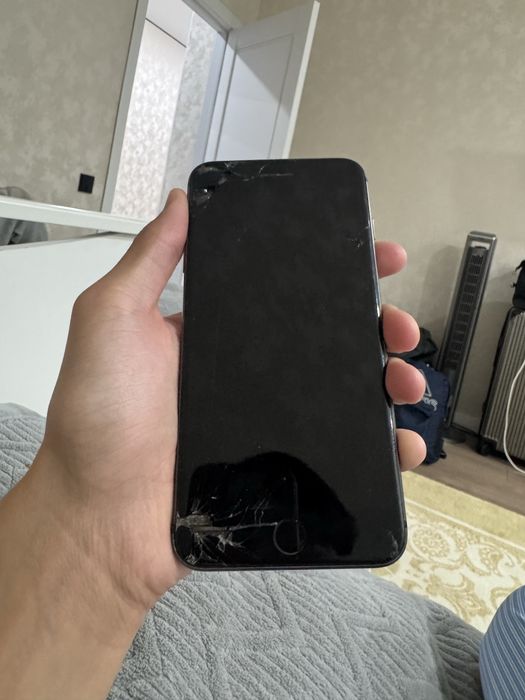 айфон 8+, мейзу М6 note и айпад