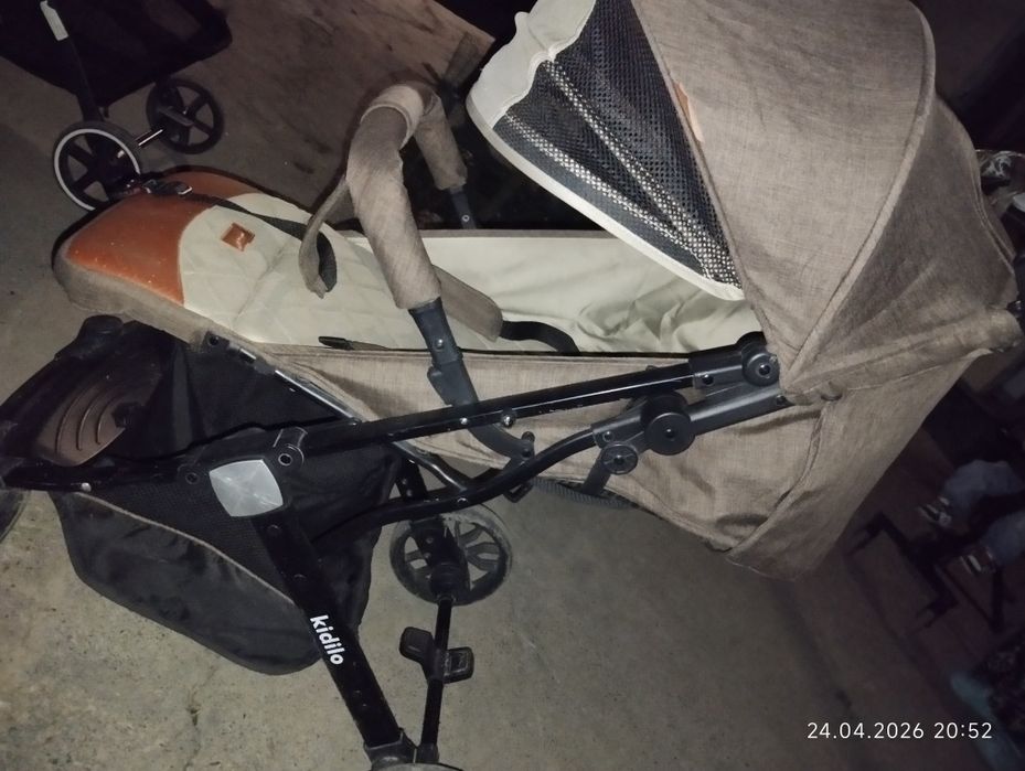 коляска от фирмы kidillo