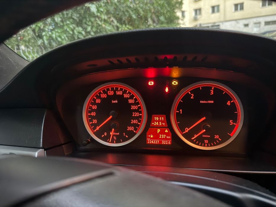 BMW SERIA 5 E60 525D