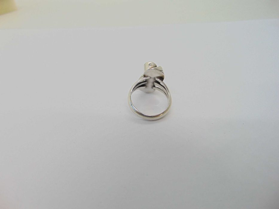 Inel amerindian din argint cu sidef