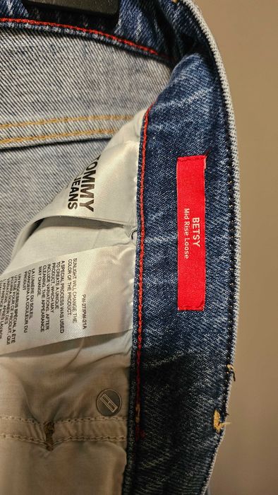 Дамски дънки Tommy Jeans