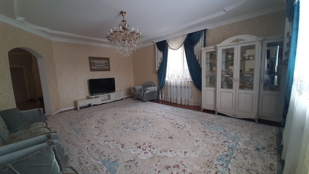 Продам коттедж 2 этажа в городе