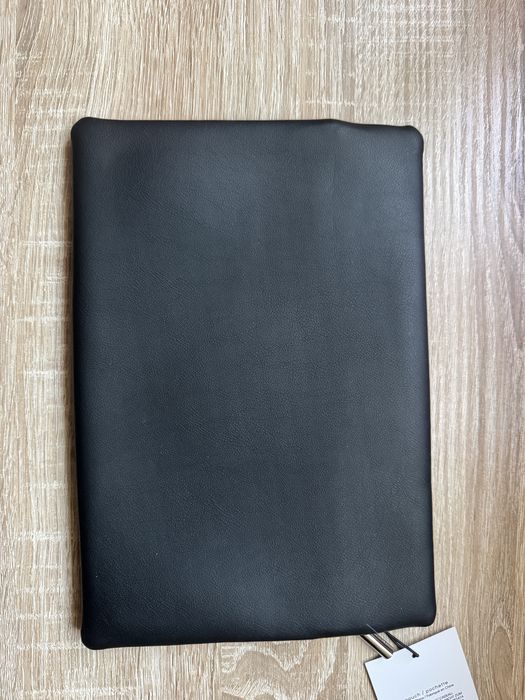 Нова CALVIN KLEIN Козметична чантичка