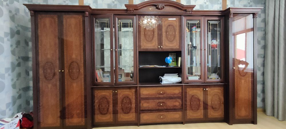 Шкаф сатылады...