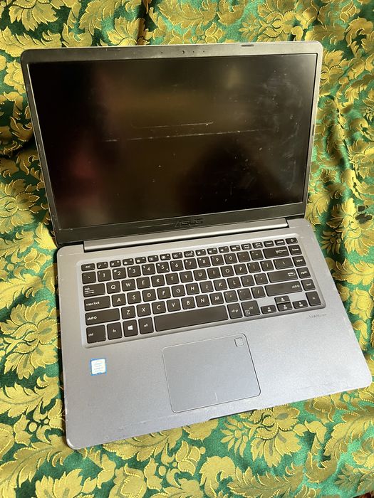 Asus vivobook S510U laptop