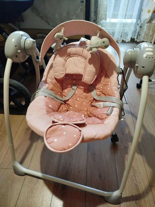 Музикална люлка за новородено