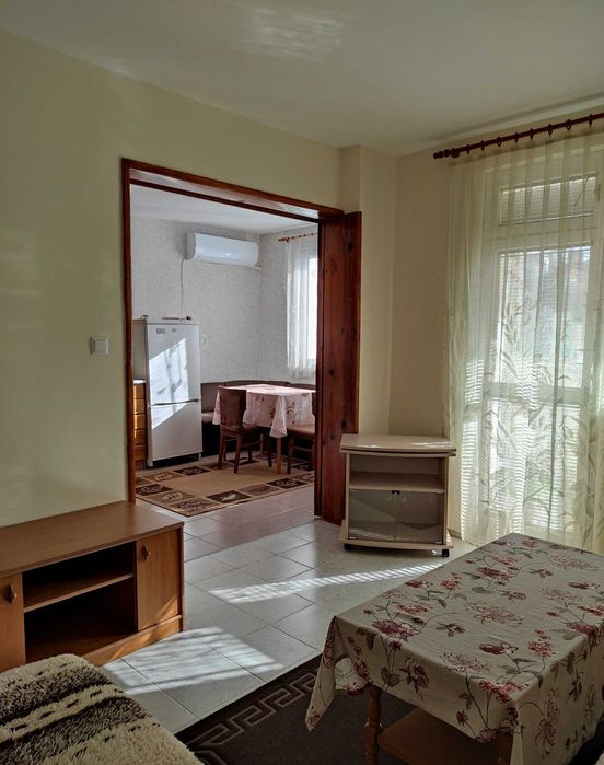 Дава се под наем Едностаен апартамент в Русе, Чародейка - Юг - 44 кв.м за 178.5 € - Снимка #3