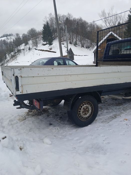 Vind volwagen t4 an 2000 se află în stare foarte bună