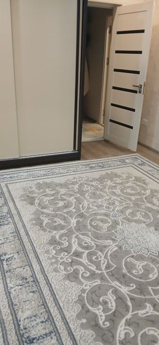 Смарт Сити 2 хона 5 этаж оилага 350$  8 этажли дом