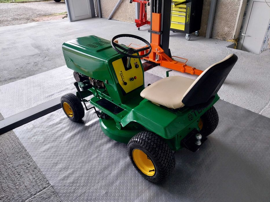 Тракторна косачка за трева хускварна