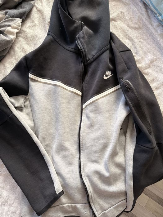Nike tech fleece S