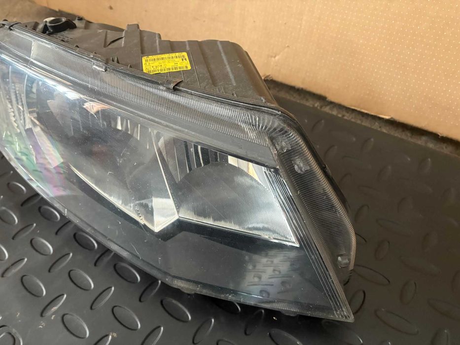 Десен фар за Шкода Октавия 3 / Skoda octavia III 2013 - 2017