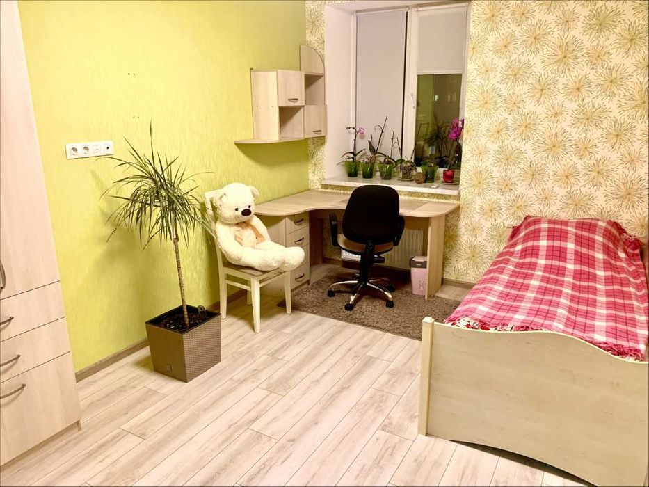 Сдаётся Квартира на метро ойбеке