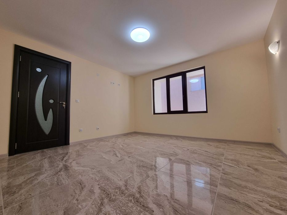 Дава се под наем Двустаен апартамент в Горна Оряховица - 49 кв.м за 204 € - Снимка #4