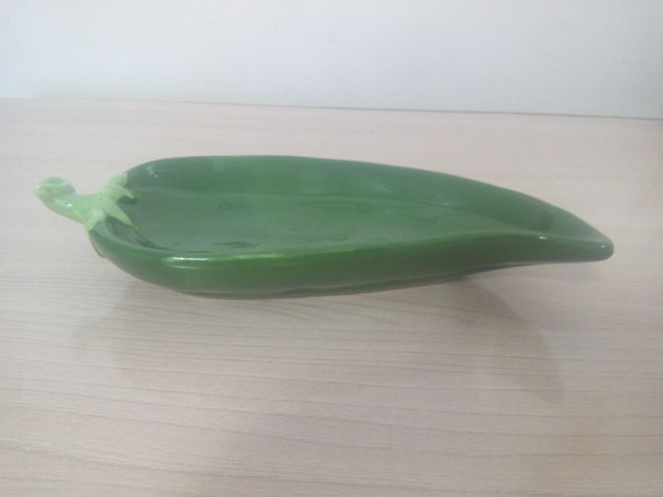 Блюдо керамическое "Перец" см.фото