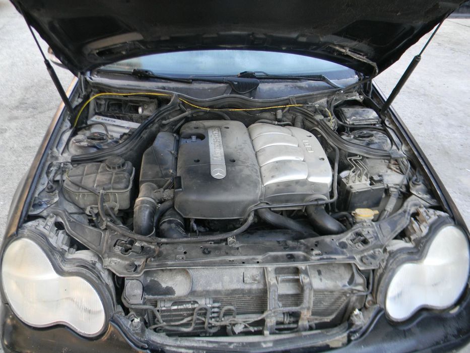 Dezmembrari  Mercedes-Benz C-CLASS (W203)  2000  > 2007 C 200 CDI (20