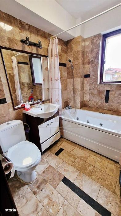 Centru Civic , apartament 2 camere ,  48 mp, etaj mic