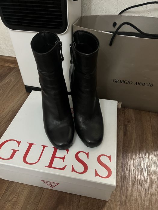 Сапоги женские GUESS