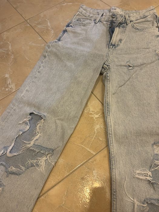 широки дънки на Bershka