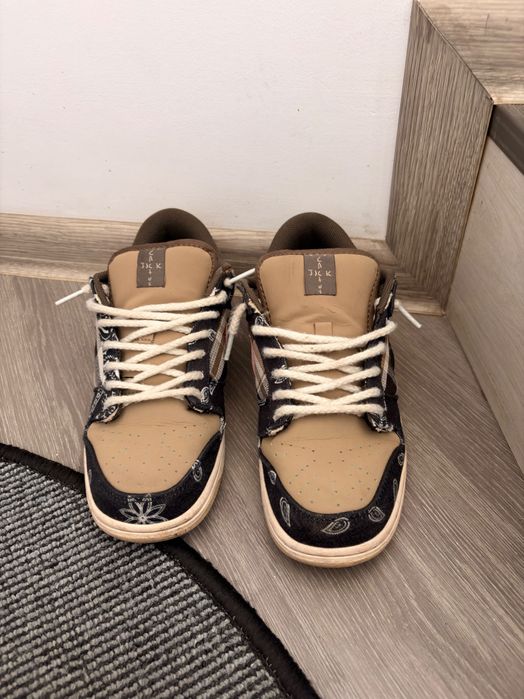 Nike sb dunk low Travis Scott