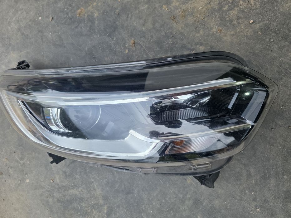 Far dreapta Renault kadjar
